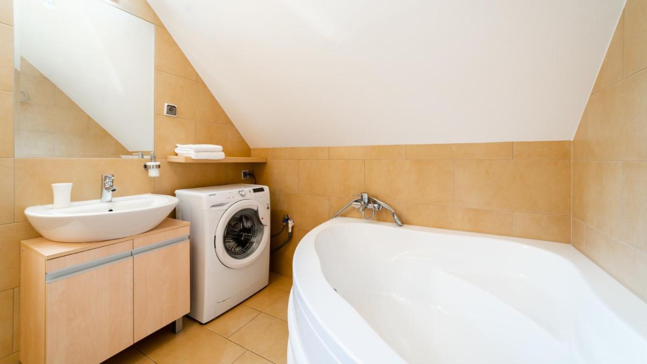Apartamenty Everysky - Mysliwska คาร์ปัตซ์ ภายนอก รูปภาพ